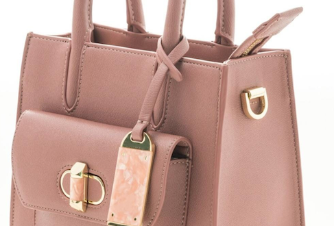 What To See In A Lady's Handbag